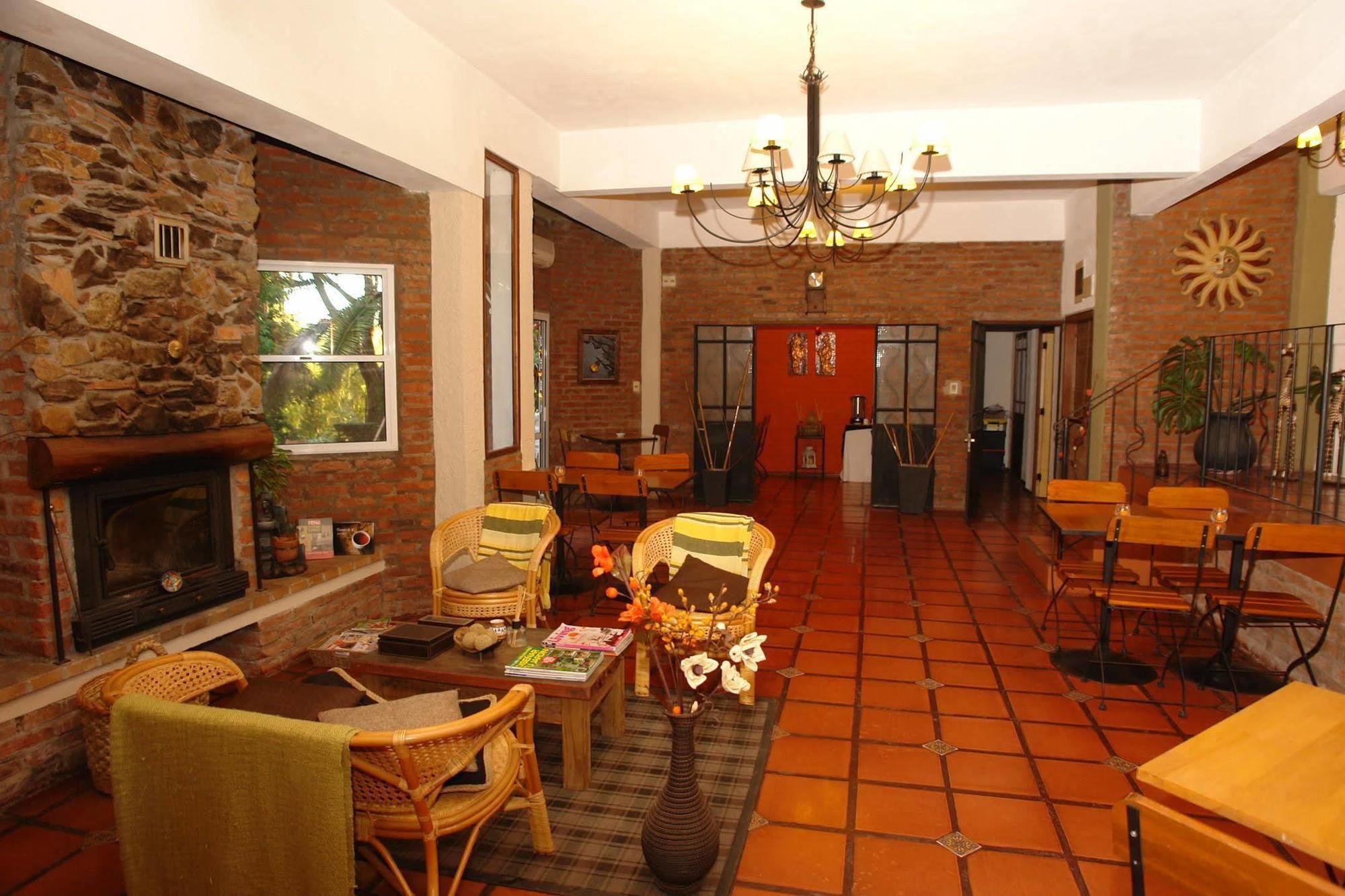 Posada Del Bosque Colonia del Sacramento Ngoại thất bức ảnh